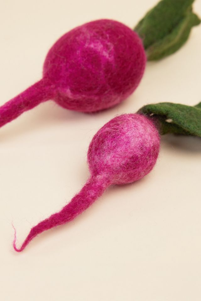MODERNBEAST Turnip Wool Dog & Cat Toy #2