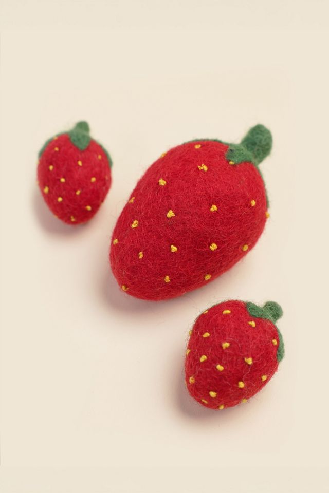 MODERNBEAST Kitty Strawberries #1