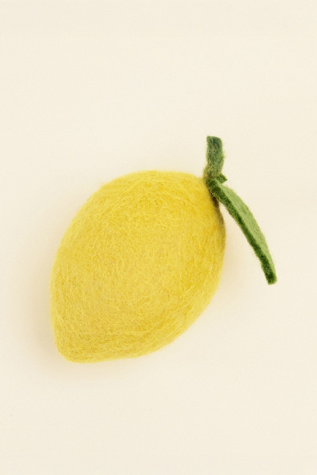 MODERNBEAST Lemon Wool Dog Toy