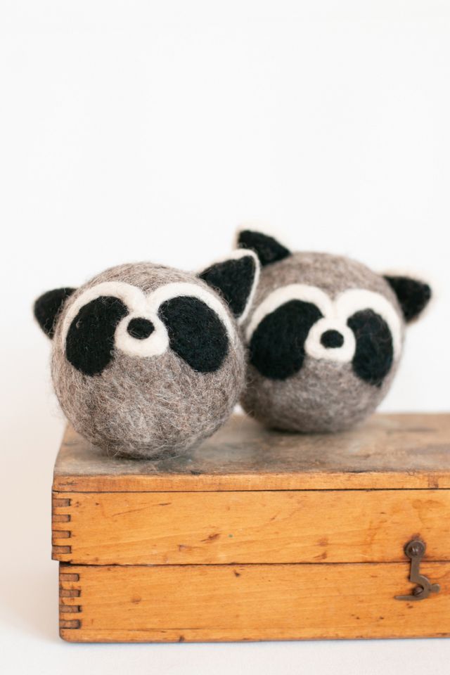 MODERNBEAST Wool Raccoon Beastball #1