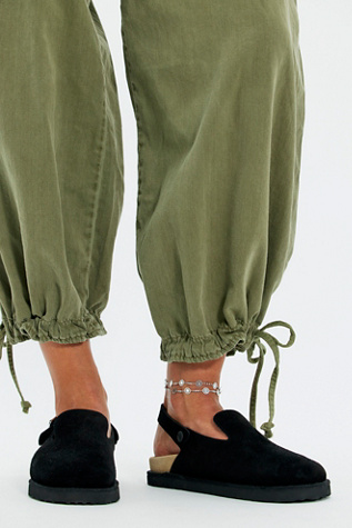 GOOD NEWS Frank Mules at Free People in Black, Size: EU 40