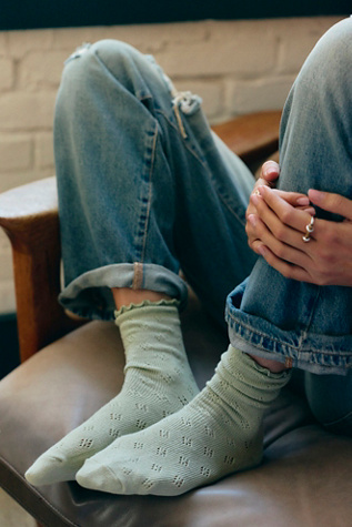 Pointelle Ru Socks