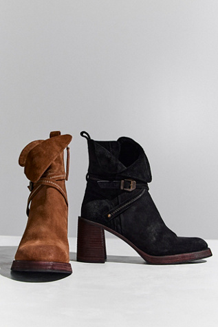 Landry Platform Boots