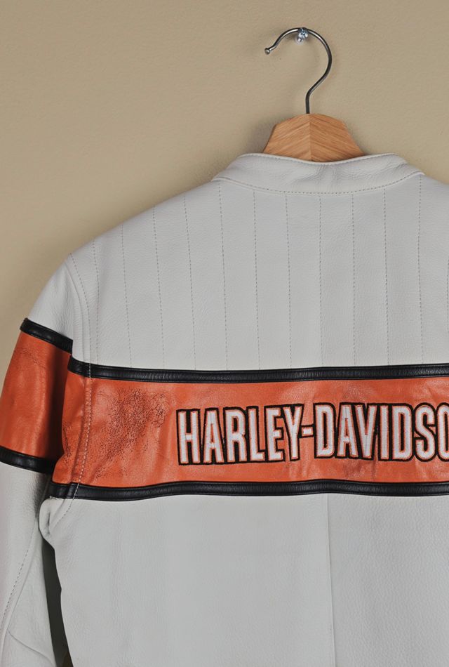 Vintage 90s Cropped Harley Davidson Biker Leather Jacket Selected By The Igala NYC #3