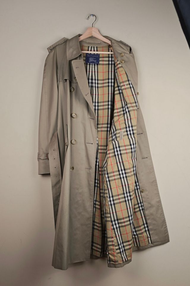 Vintage Fall/Winter 2004 Runway Burberry Trench Coat Selected By The Igala NYC #1