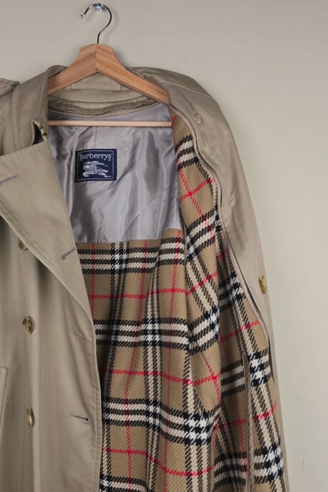 Vintage Fall/Winter 2004 Runway Burberry Trench Coat Selected By The Igala NYC #2