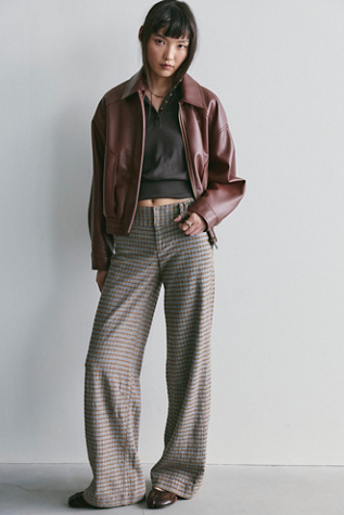 Time Flies Low-Rise Clean Trousers