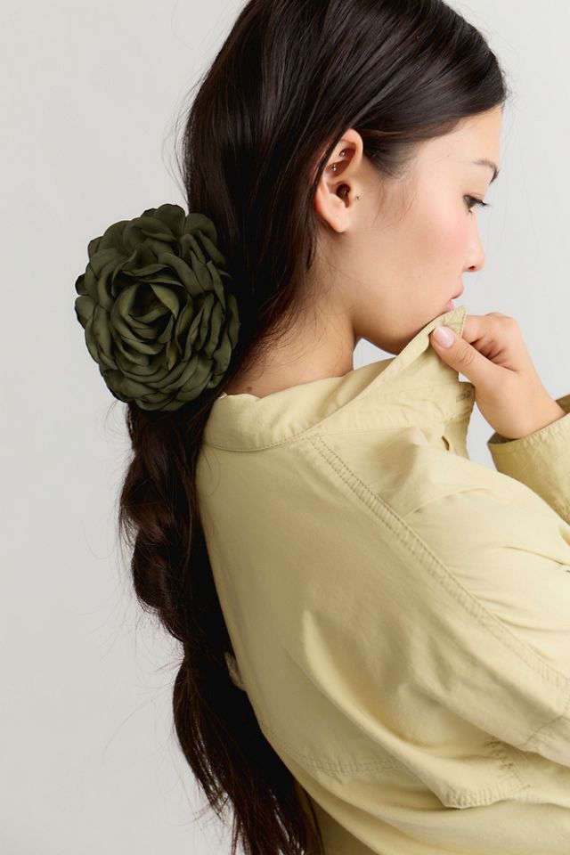 Belle Rosette Claw Clip #2