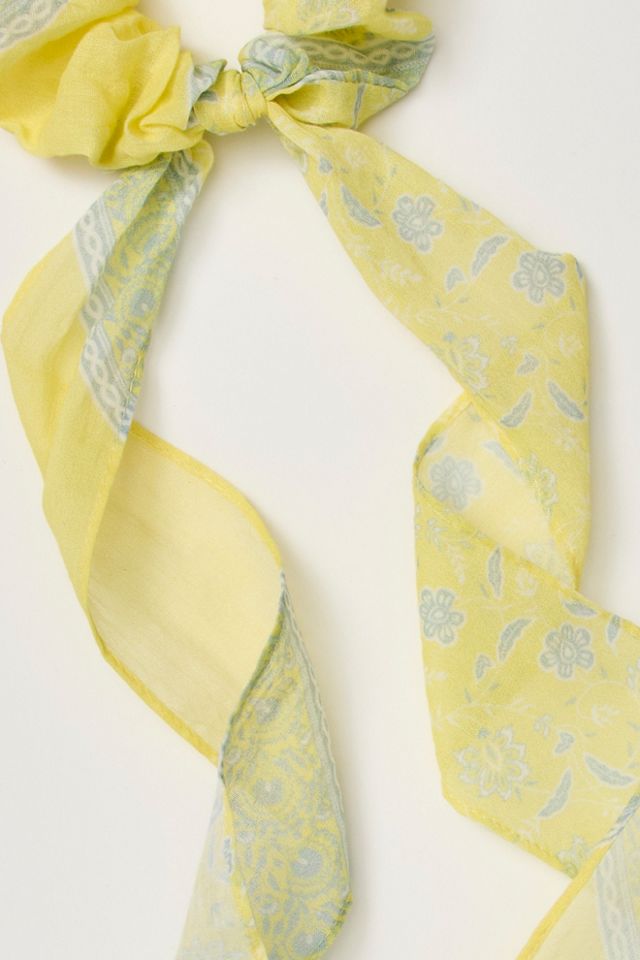 Mystery Girl Pony Scarf #2
