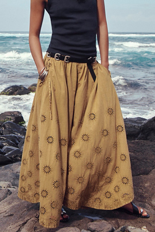 Sweet Serenade Pull-On Wide-Leg Pants