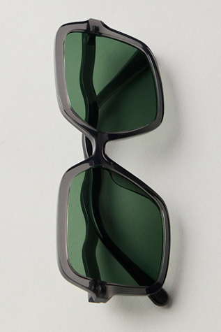 Женские солнцезащитные очки Free People Lucia Square Sunglasses, цвет: Чёрный — фото 3