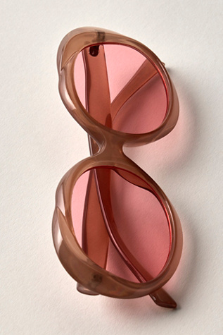 Iris Round Sunglasses by Free People in Pink