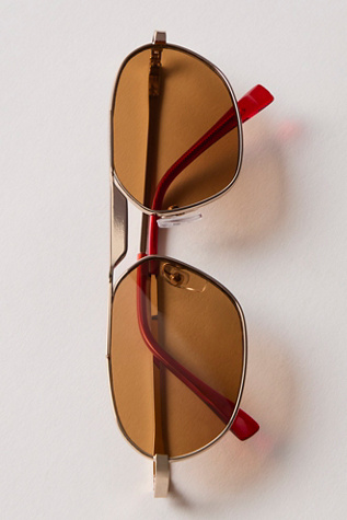 Женские солнцезащитные очки Free People Tavi Aviator Sunglasses, цвет: Золотой / Шоколадный — фото 2