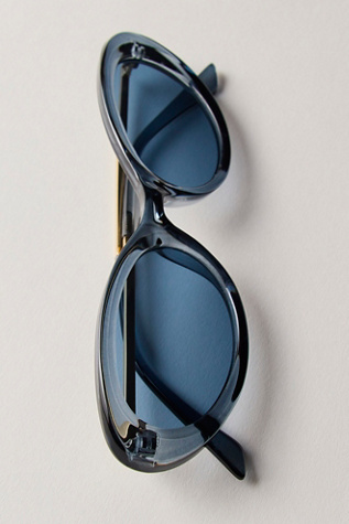 Mae Oval Sunglasses at Free People in Ocean Crush