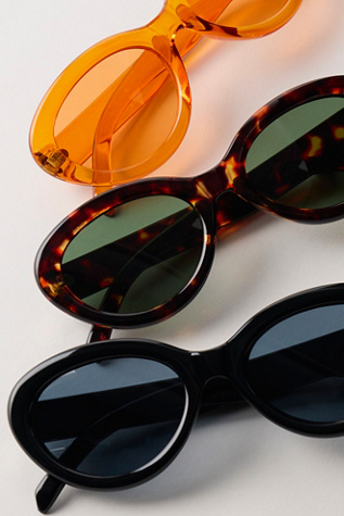 Женские солнцезащитные очки Free People Birdie Cat Eye Sunglasses, цвет: Чёрный / Синий — фото 2