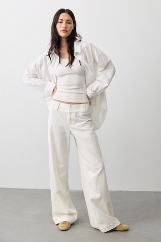 Pantalon Time Flies taille basse uni épuré