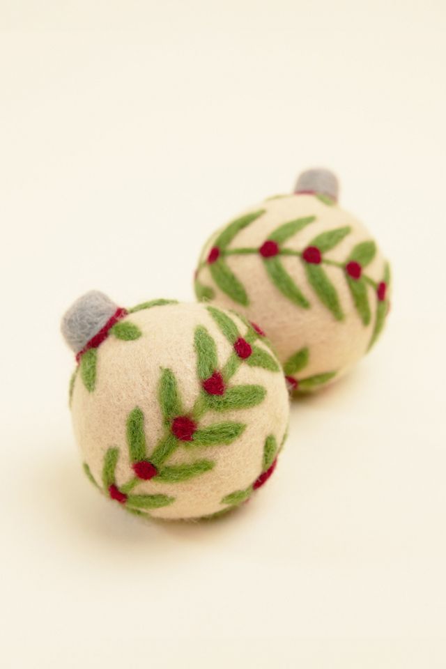 MODERNBEAST Ornament Ball #1