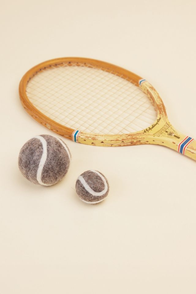 MODERNBEAST Wool Tennis Ball #1