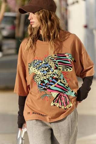 Elliot Snowman Graphic Tee