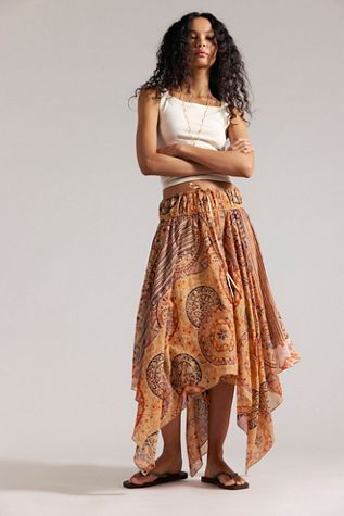 スカート LIBERTY PATCHWORK BLK SKIRT リバティプリント使用 パッチワークスカート | ウェア | FABRIC'S