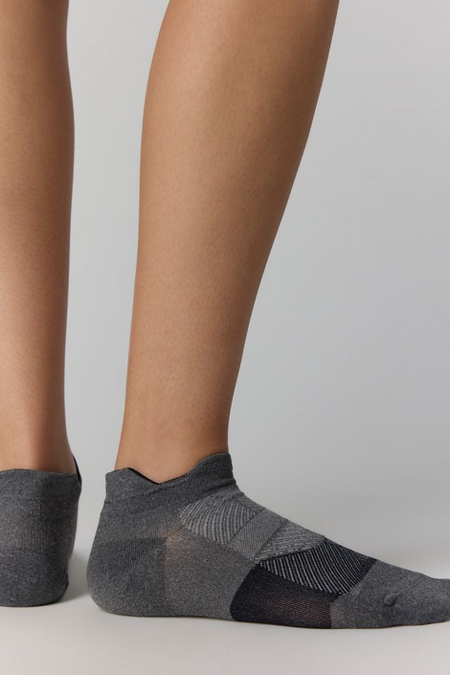 Feetures Elite Ultra-Light Tab Socks #1