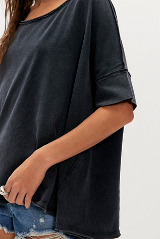 Женская футболка We The Free Rex Oversized Cotton, цвет: Чёрный — фото 4