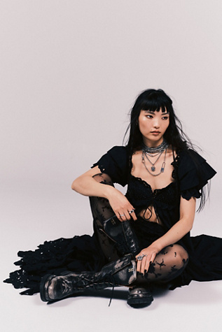 Donovan Lace-Up Boots