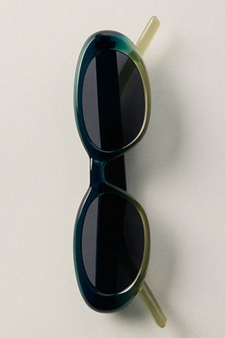 Stella Round Sunglasses at Free People in Dusty Teal Smoke