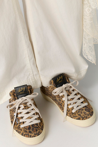 Autry Windscape Low-Top Sneakers