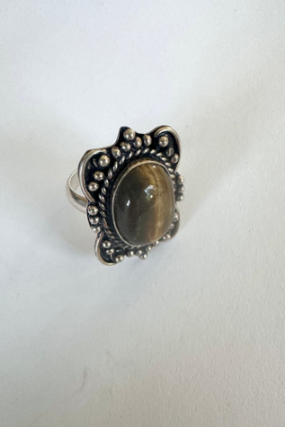 Vintage Sterling Silver Tigers Eye Ring Selected by Grievous Angel Vintage