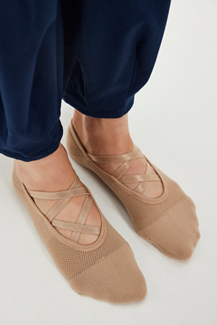 No Show Pilates Grip Socks