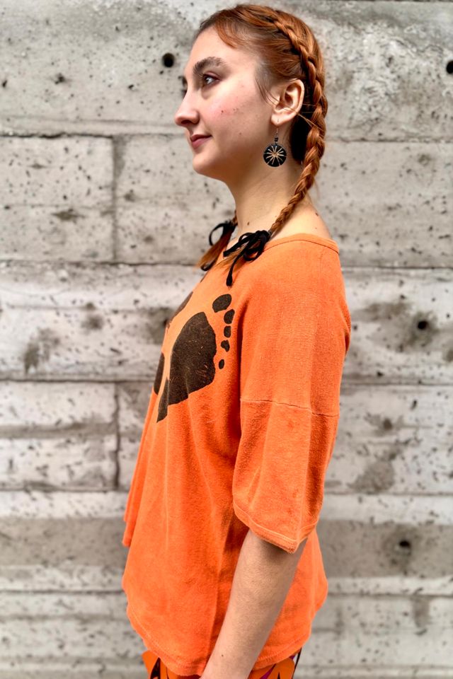 Vintage Orange Footprint Tee Shirt Selected by Nomad Vintage #2