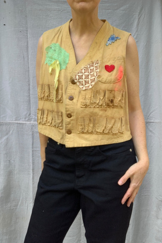 Женский жилет SharpLilTeeth Vintage 1930s Cropped Vest with Hand Applied Patchwork Selected, цвет: Разноцветный — фото 2