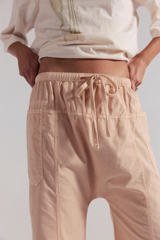 Женские брюки Free People Need You Now Solid Cotton-Poplin Harem, цвет: Абрикосовый кремовый — фото 4