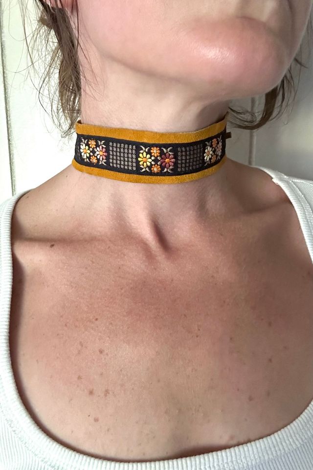 Vintage 1960s Floral Ribbon Suede Choker Selected by Cherry #1