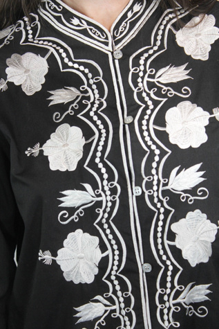 Женский топ Moons + Junes Vintage 1960s Hawaiian Floral Embroidered Black Tunic Top Selected, цвет: Чёрный — фото 2