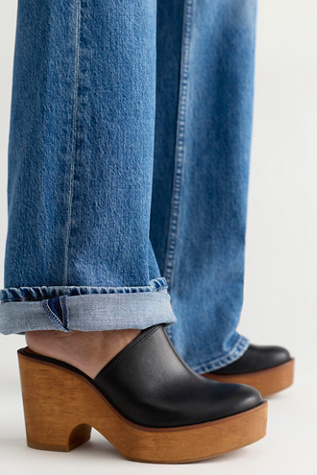 Hudson Wedge Clogs