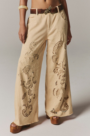 We The Free Cut To The Chase Flare Jeans at Free People in White, Size: 25