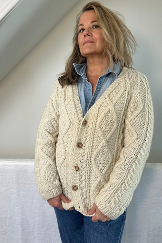 Vintage Italian Wool Cable Knit V Neck Cardigan Selected by KA.TL.AK