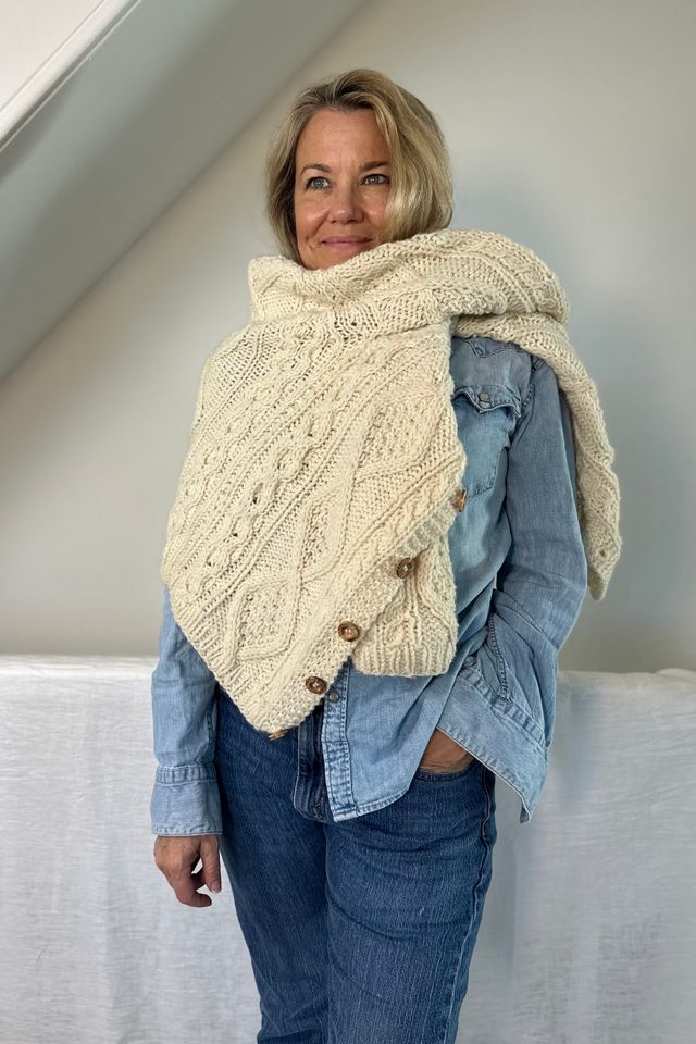 Vintage Italian Wool Cable Knit V Neck Cardigan Selected by KA.TL.AK #1