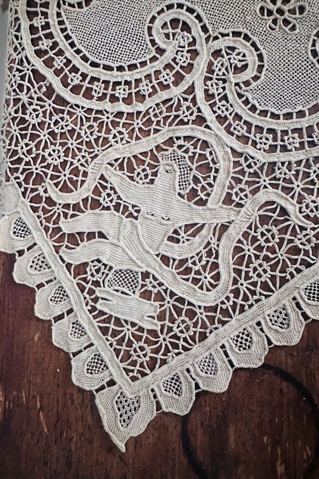 Vintage Handmade Lace Runner Selected by KA.TL.AK #1