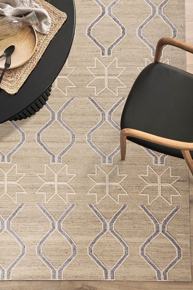 GAURI KOHLI Isaa Rug #3