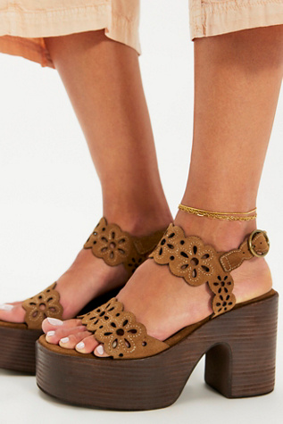 Covent Garden Platforms by Free People in Tan, Size: US 9