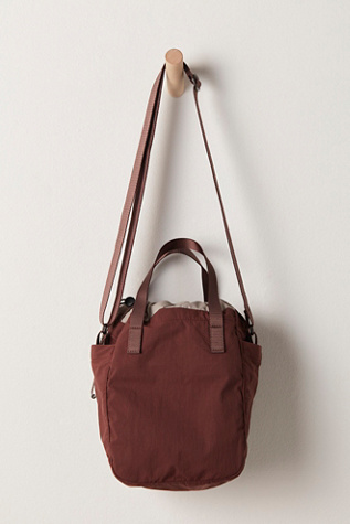 Женская сумка Bellroy Cinch Bucket, цвет: Бордовый — фото 2