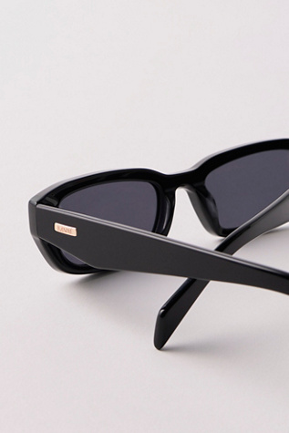 Женские солнцезащитные очки Banbe The Sophia Sunglasses, цвет: Чёрный — фото 4
