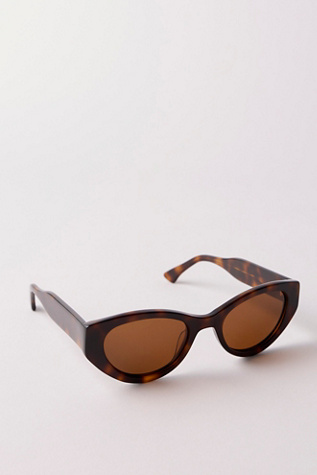 Женские солнцезащитные очки Banbe The Kelly Sunglasses, цвет: Гавана / Ореховый — фото 2