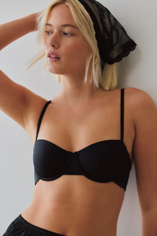 Soutien-gorge balconnet à armatures en microfibre Charlie
