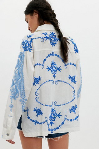 Женский топ We The Free Blue Toile Embroidered Button Down, цвет: Синий с принтом — фото 3