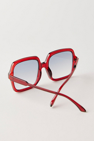 Женские солнцезащитные очки Free People Wren Square Sunglasses, цвет: Вишнёвый — фото 4