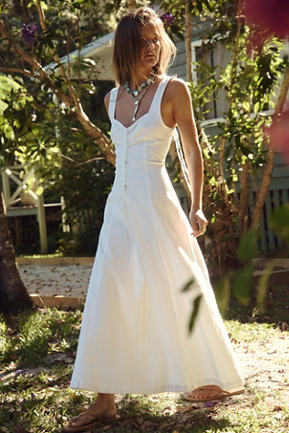 White Dresses | White Boho, Mini + Maxi Dresses